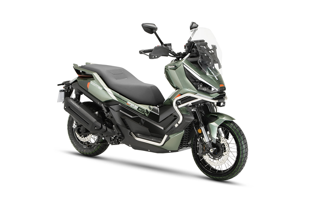 Zontes ZT368G tres cuartos frontal derecha