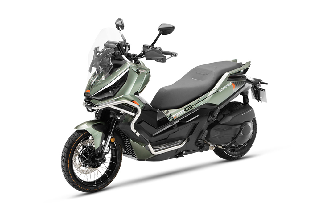 Zontes ZT368G tres cuartos frontal izquierda